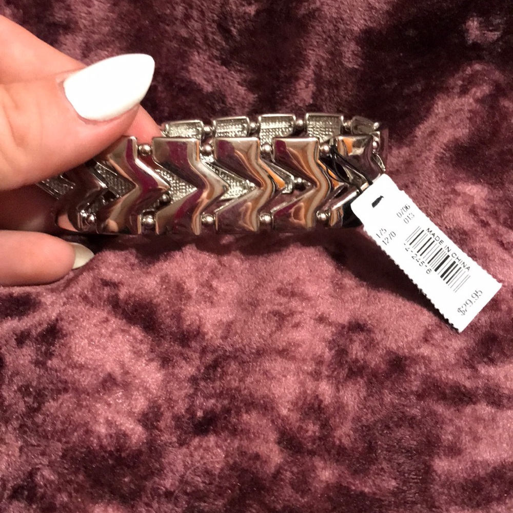 Silver linked bracelet